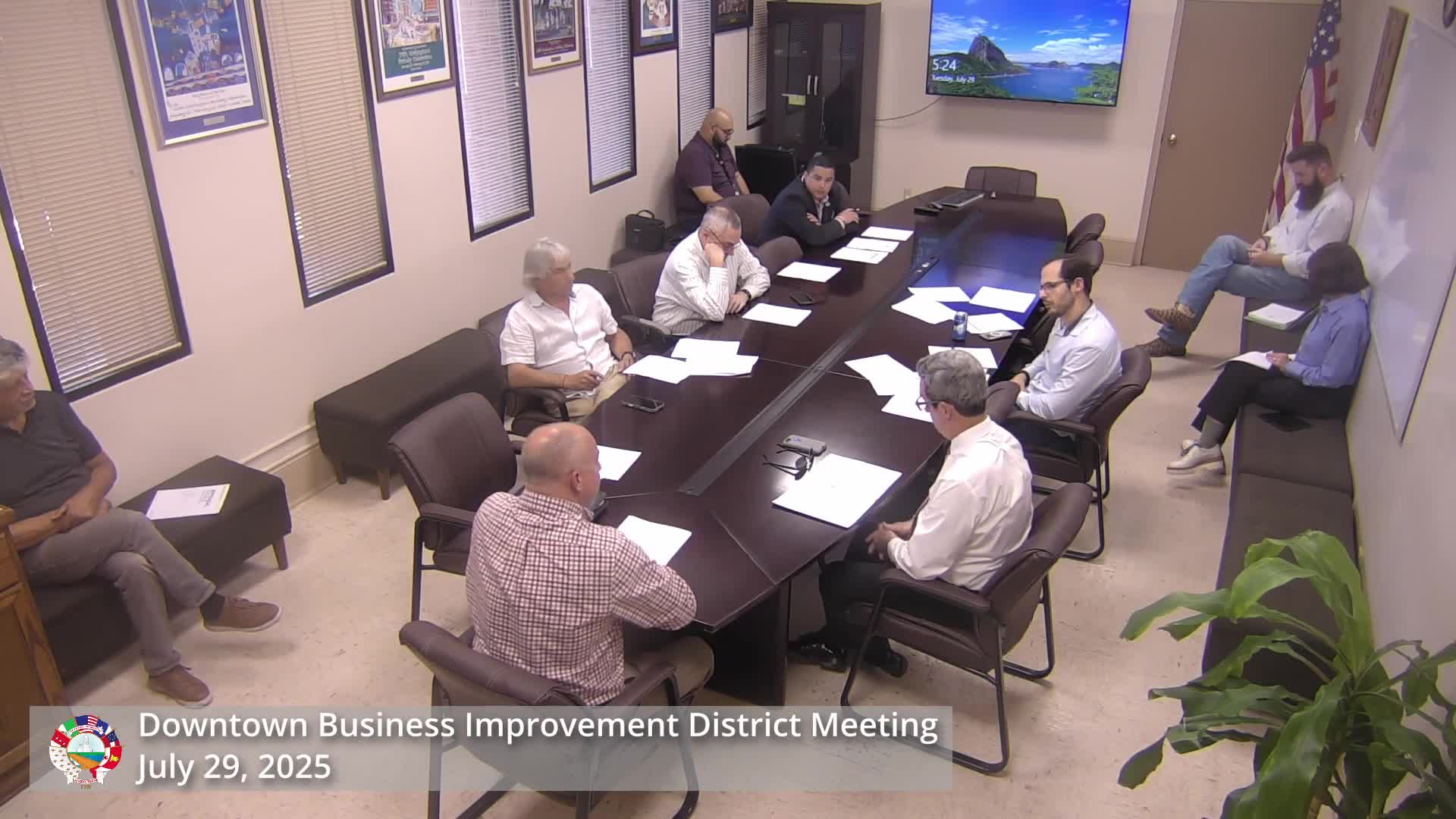 Board voices concerns over vacant-building ordinance enforcement, missing map and economic effects