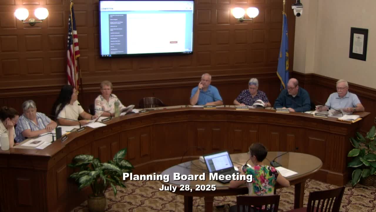 Board Considers Ordinance Changes for Tiny House Development on Vacant Lots