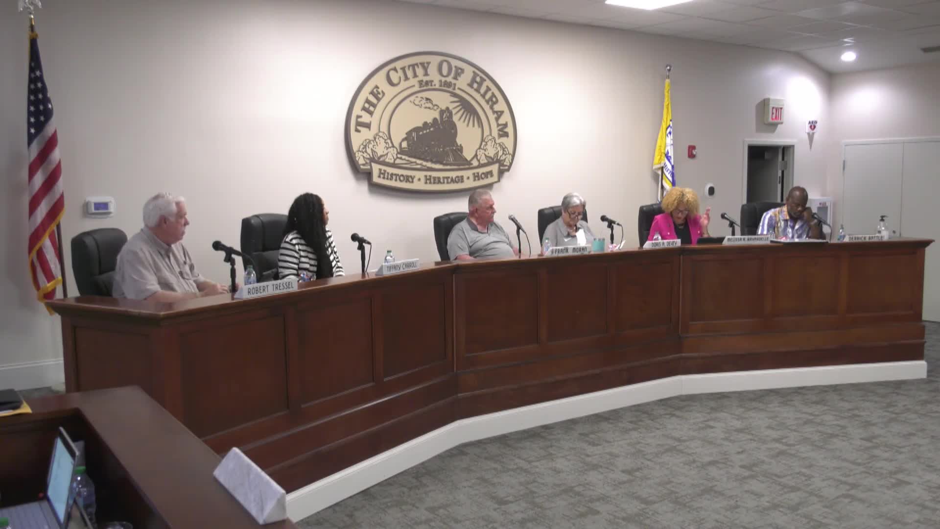 Council seeks clear rules for use of city facilities, town halls and council‑sponsored events