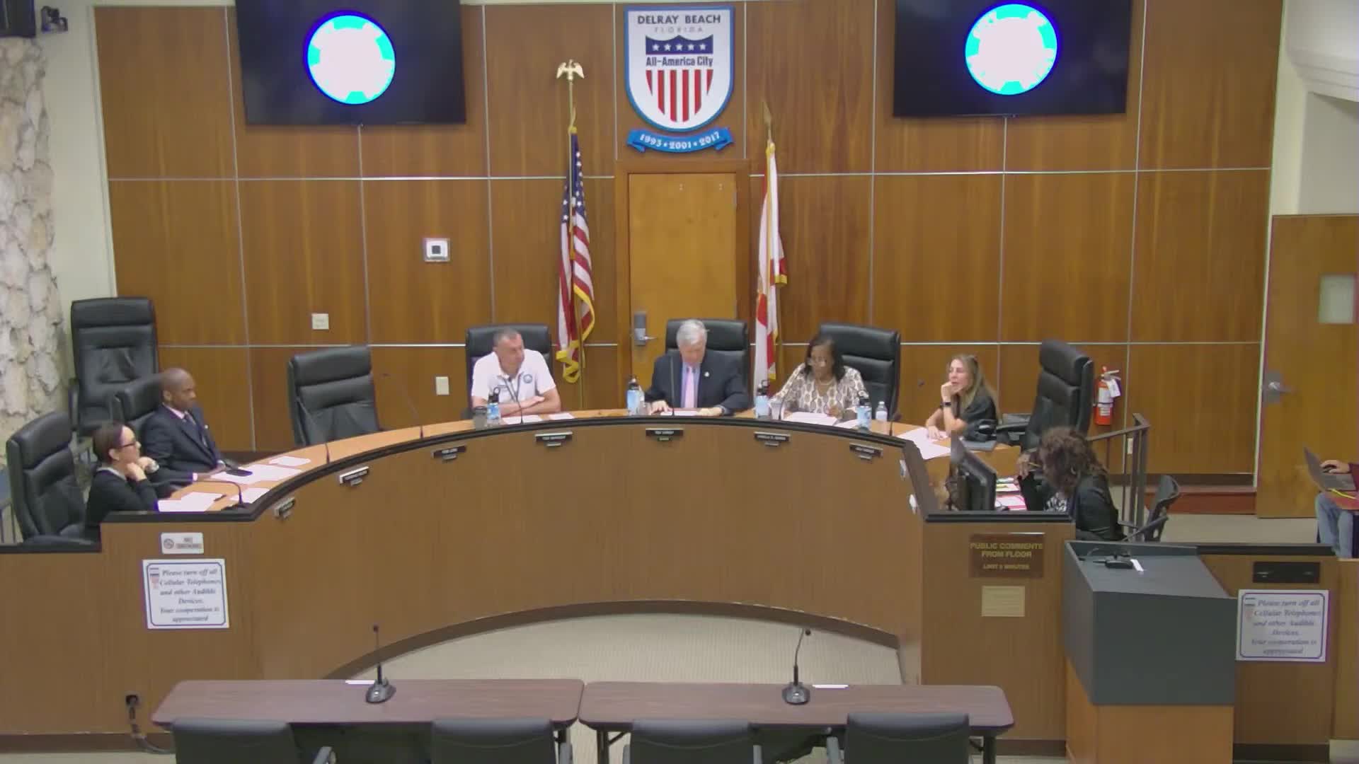 Delray Beach commission schedules city manager review for Aug. 12; keeps current form, will mark N/A for inapplicable items
