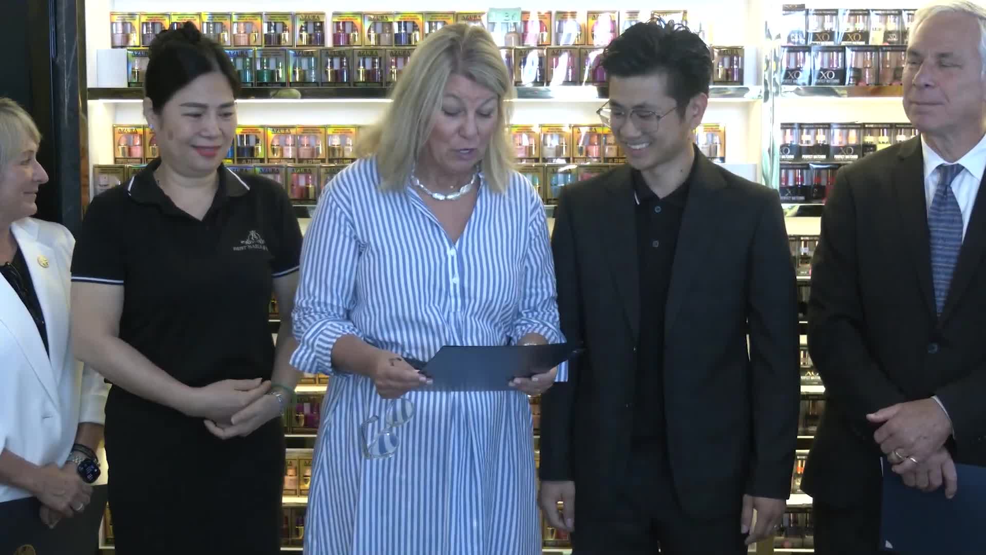 Mayor Hanwell Commends Business Expansion on Main Corridor