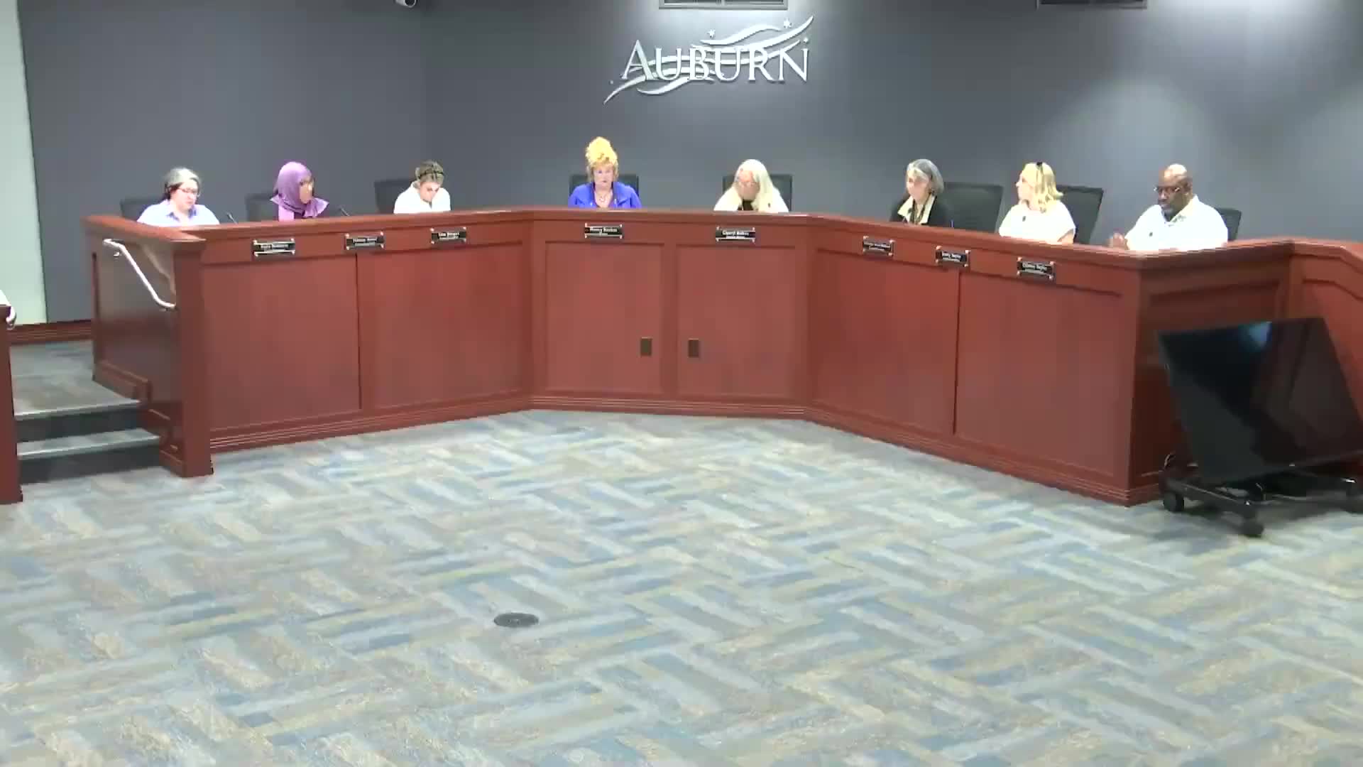 Auburn council approves second amendment to 2025–26 biennial budget (Ordinance 69-91)