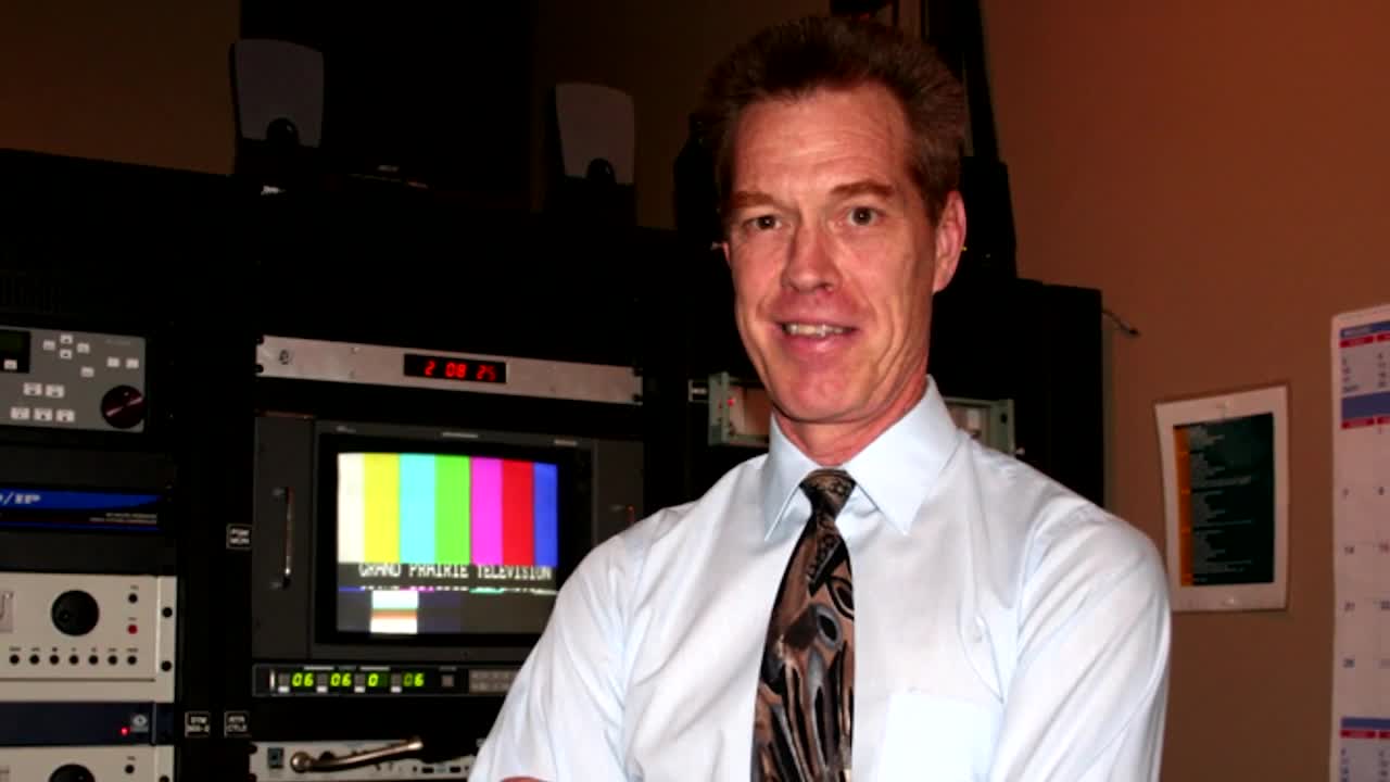Nebraska Native Reflects on Midwestern Upbringing and Career in Broadcasting