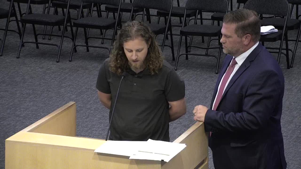 Homeowner Challenges Front Yard Regulations at Stoney Creek Community Meeting