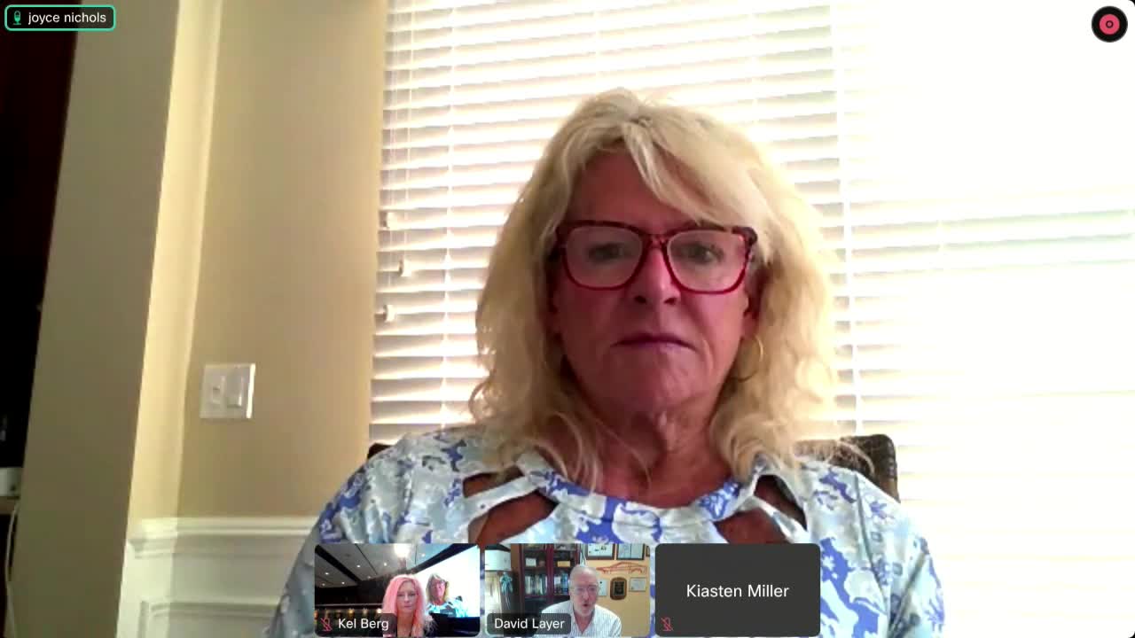 Property Owner Discusses Unique Characteristics of Narrow, Flat Lot for Renovation Plans