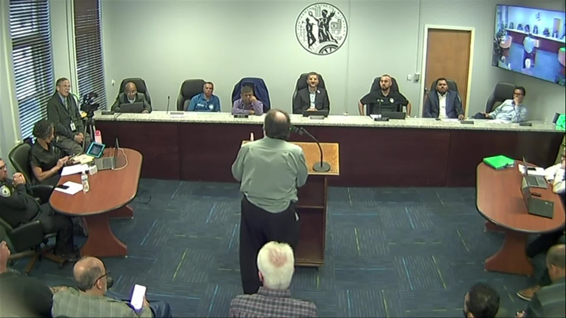 Hamtramck City Council Addresses Communication Issues and Announces Community Picnic