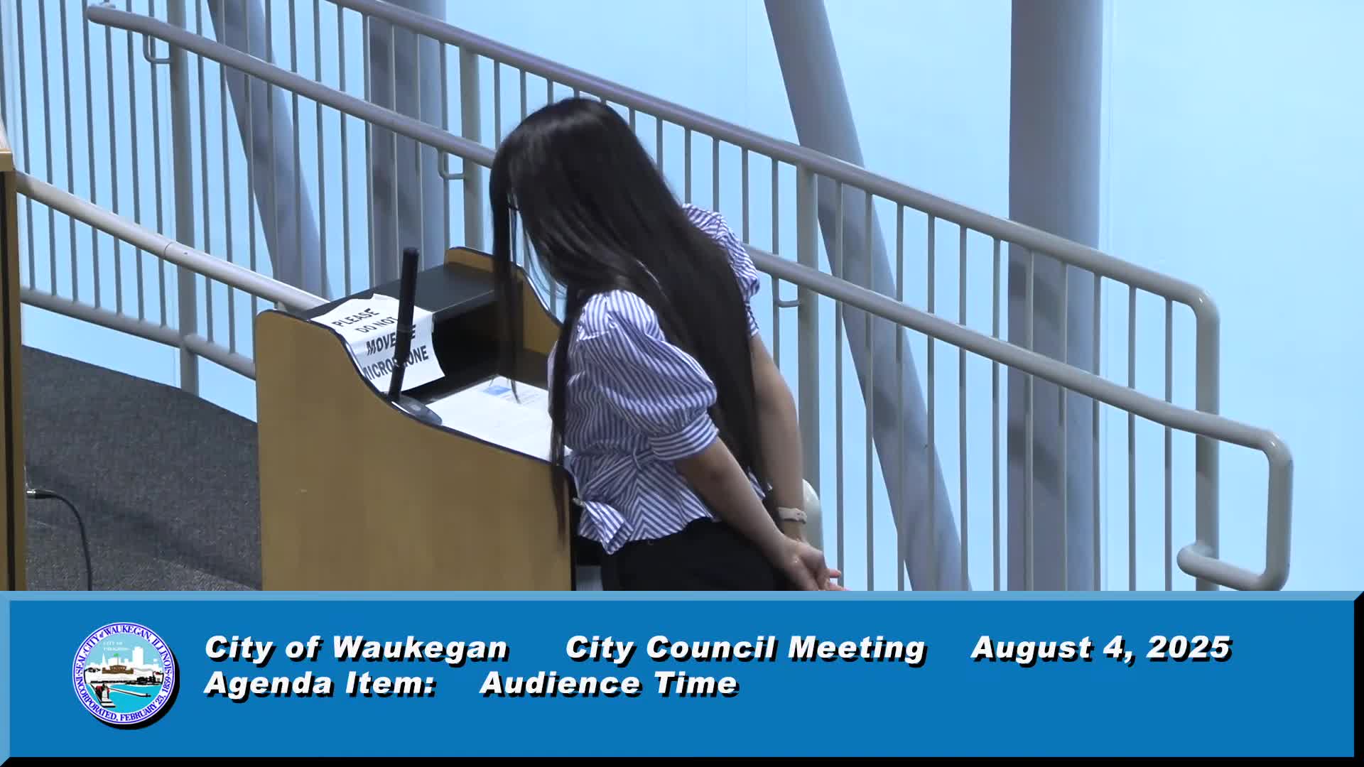 Residents Propose Waukegan Chicken Ordinance to Allow Hens as Pets