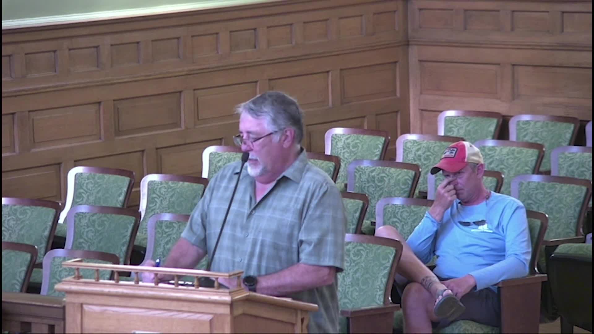 Resident Critiques City Commission for Overreaching on Resolution Related to ICE