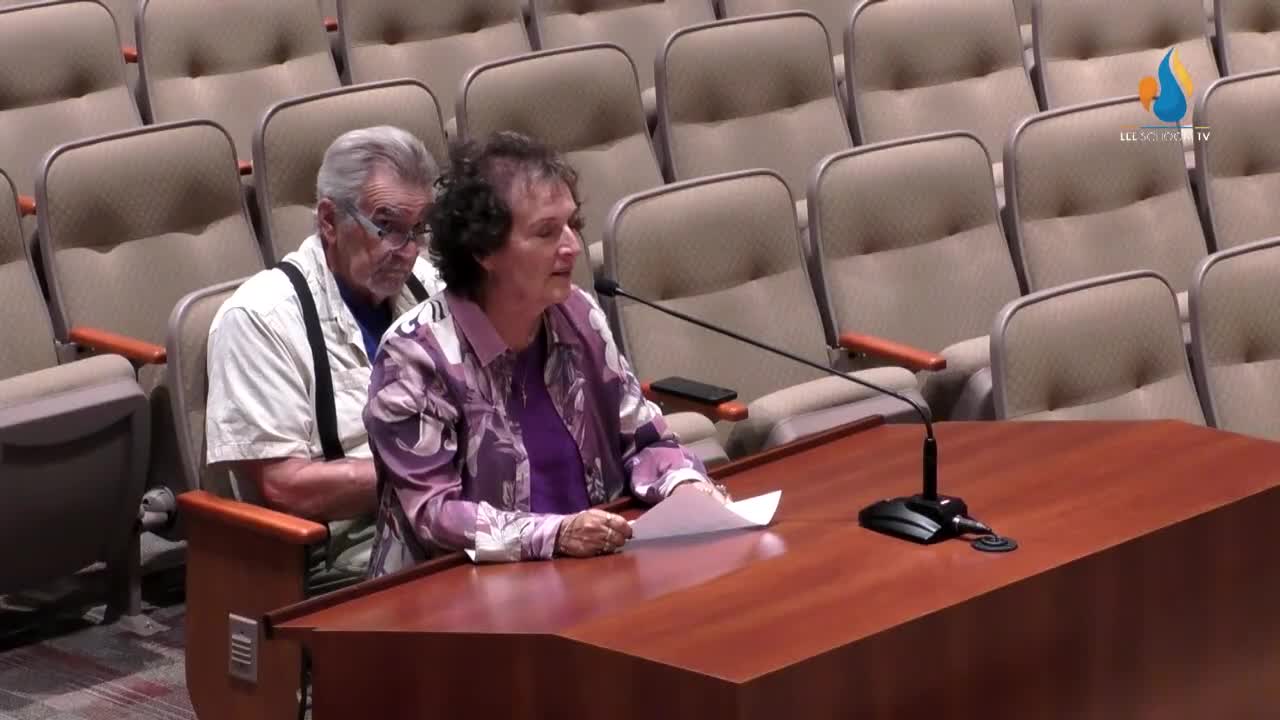 Bonita Springs Educator Advocates Reading Aloud for Student Success at School Board Meeting