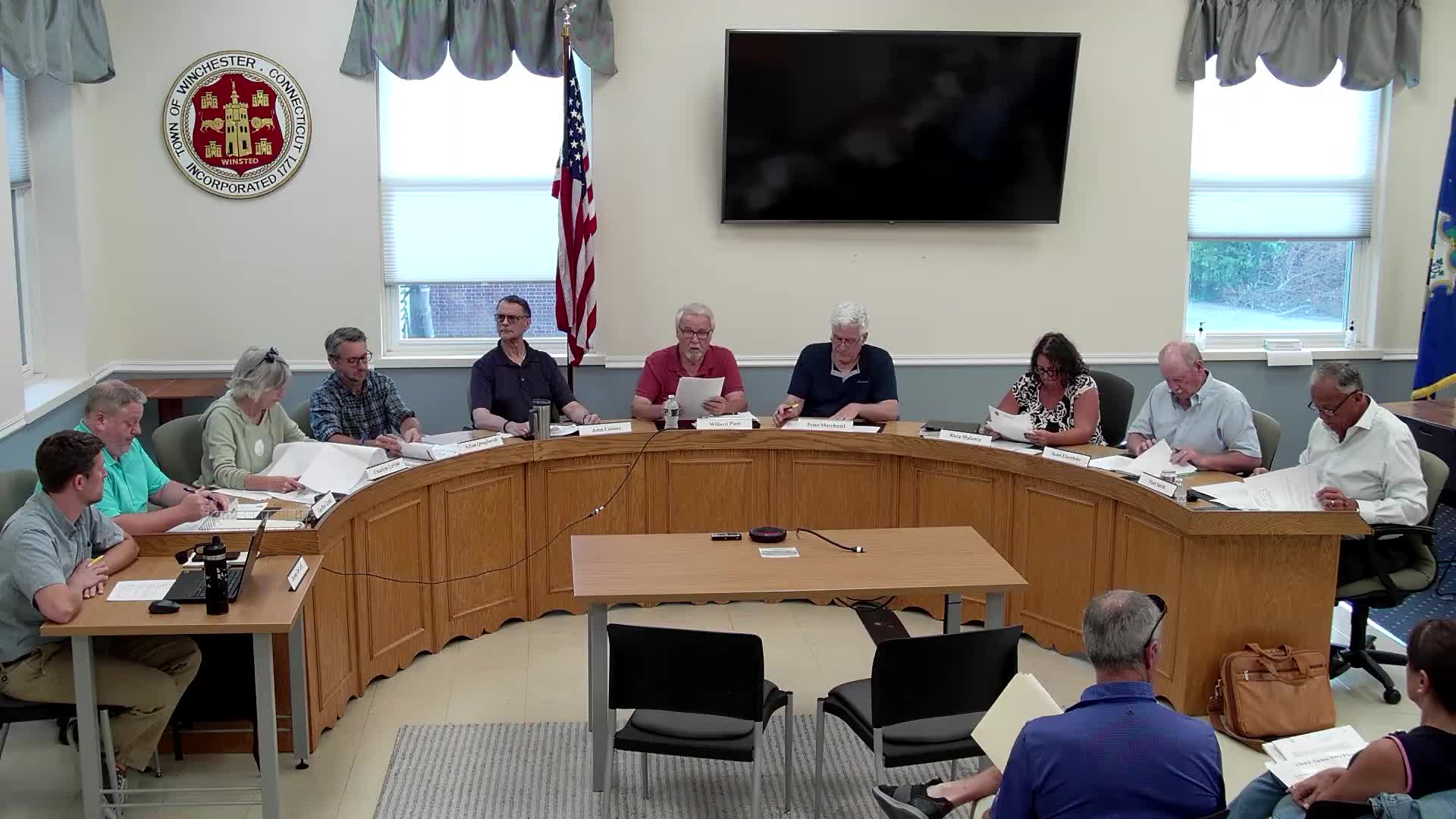 Commission approves special permit for fence at 272 Birch Rock Trail in Highland Lake District