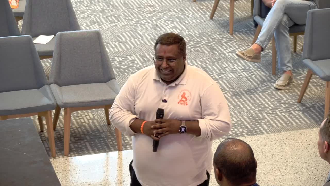 Mayor Cox welcomes public speakers at McKinney City Council meeting