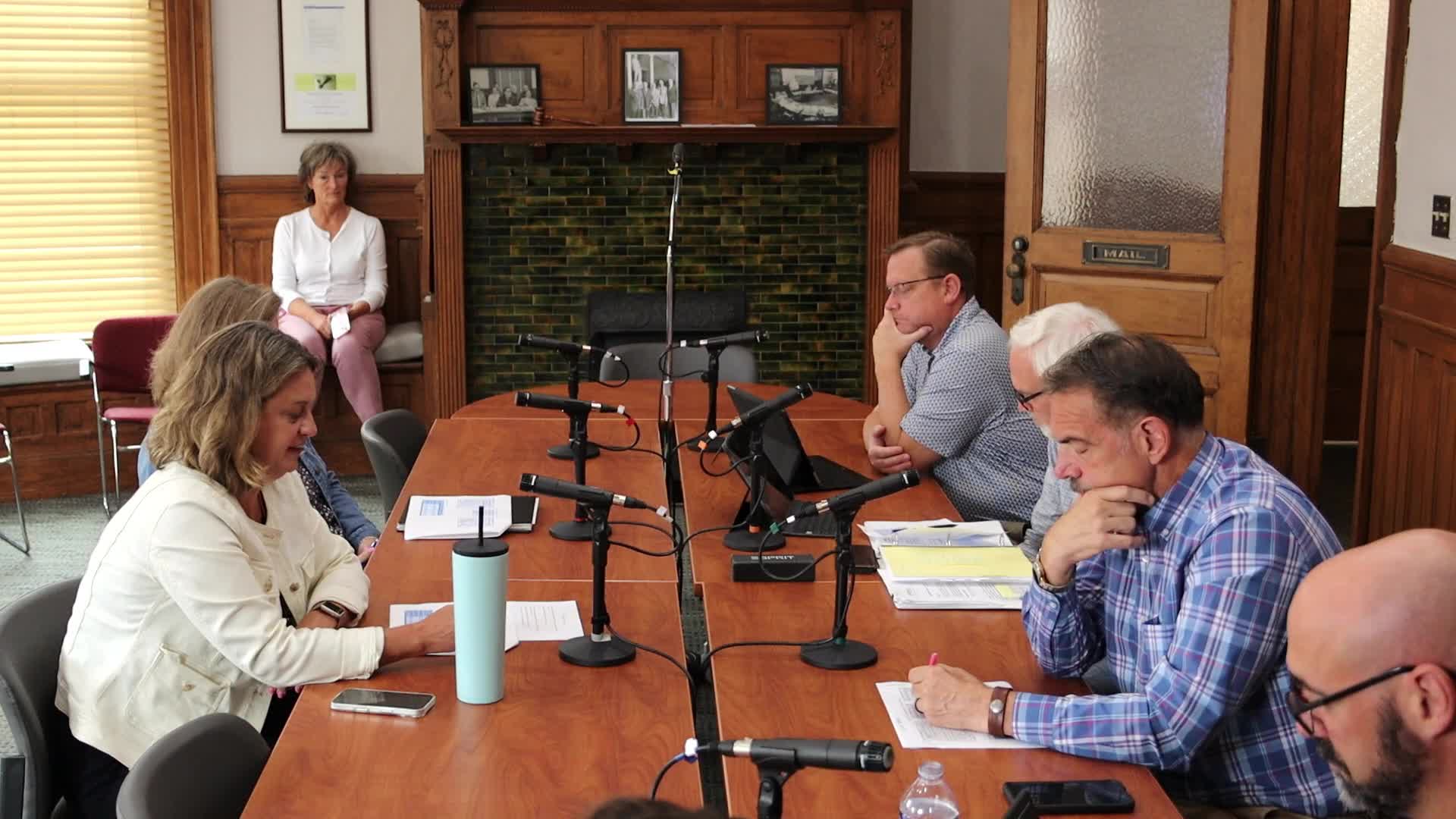 City Council Discusses Budget Flexibility Amid Federal Fund Concerns