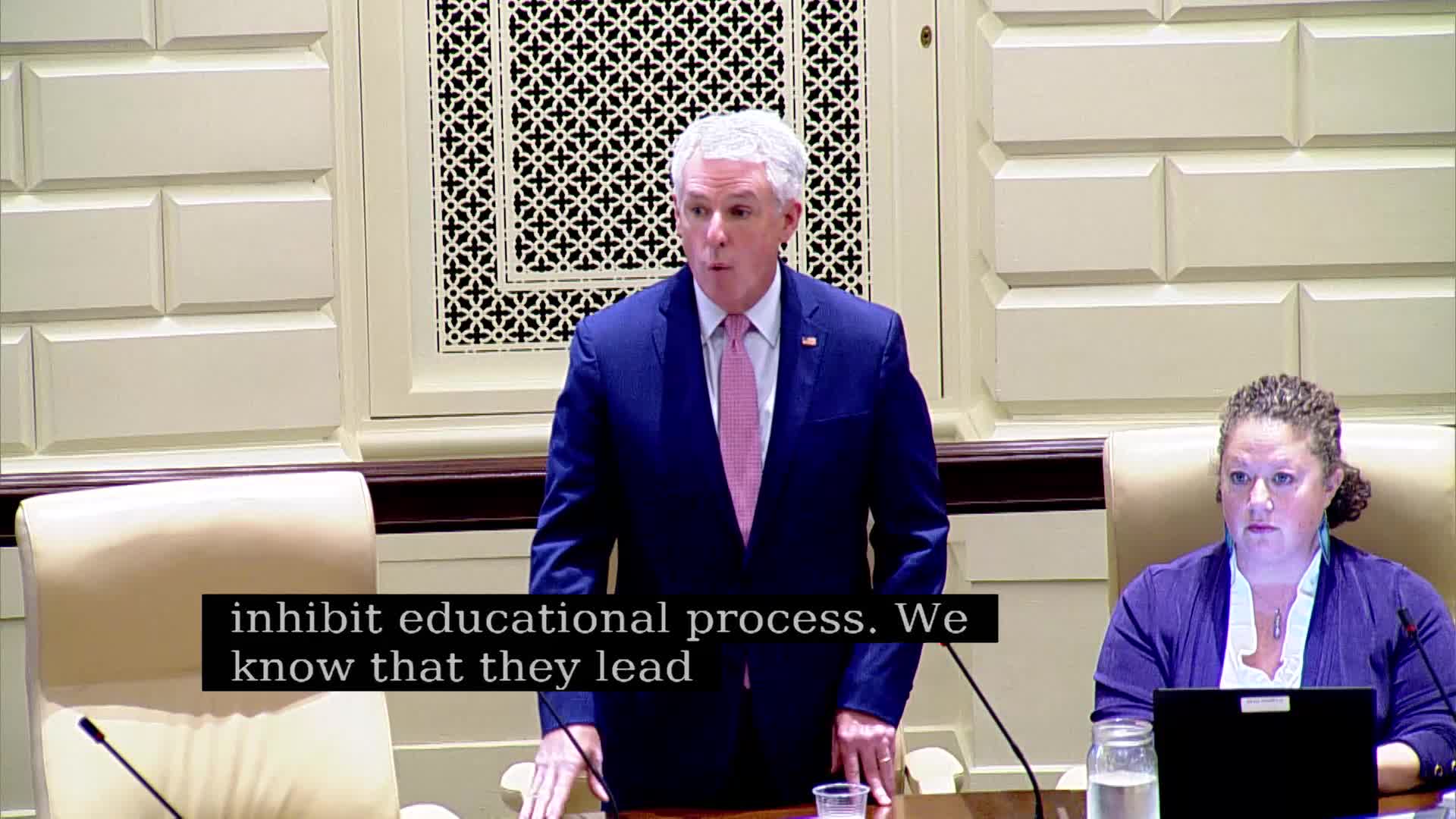 Legislation Aims to Combat Sports Betting Addiction Among Students in Classrooms