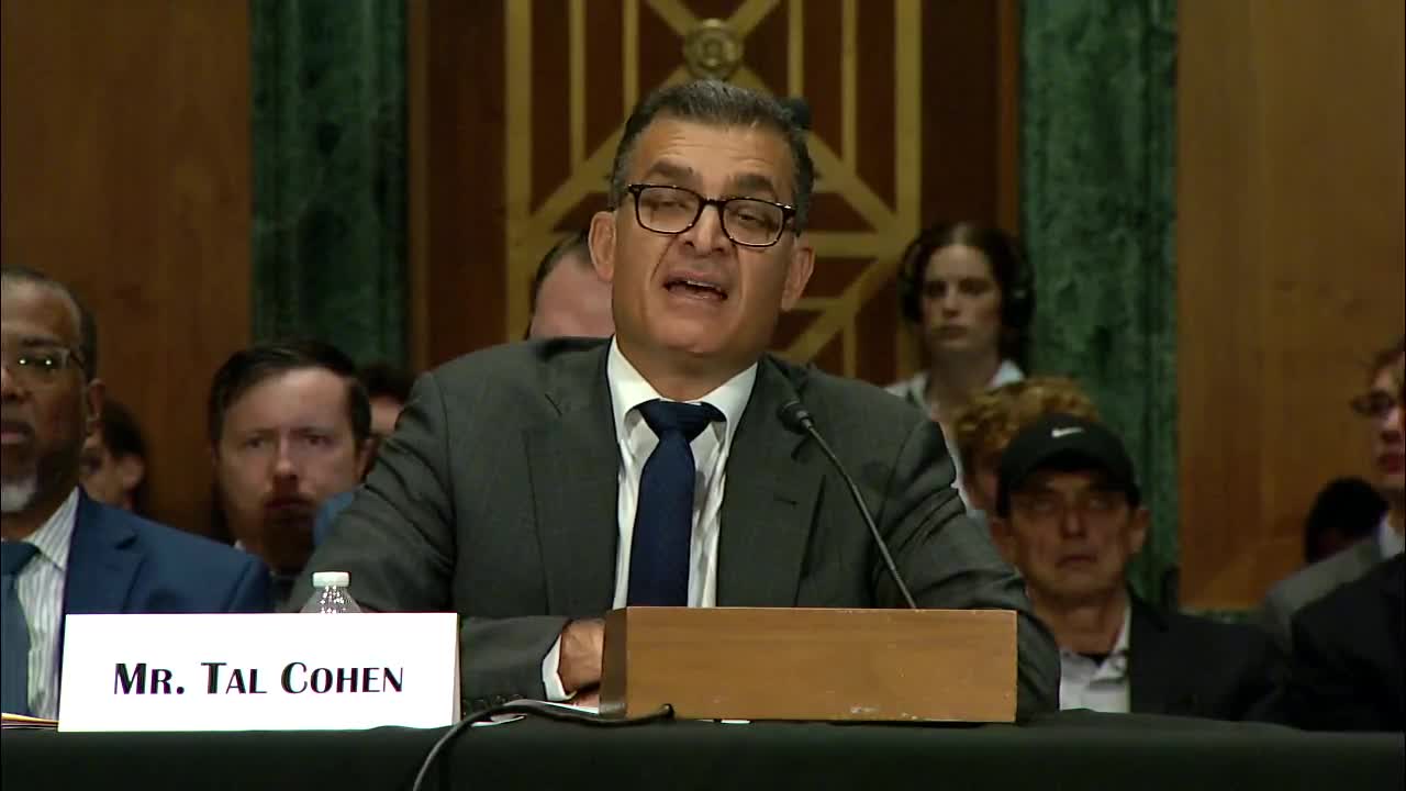 Senator Raises Concerns Over AI's Impact on Market Price Discovery