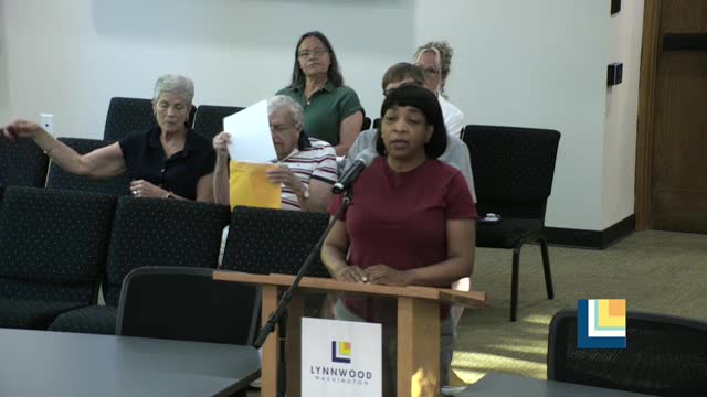 Lynnwood Council Members Address Community Concerns and Promote Youth Engagement