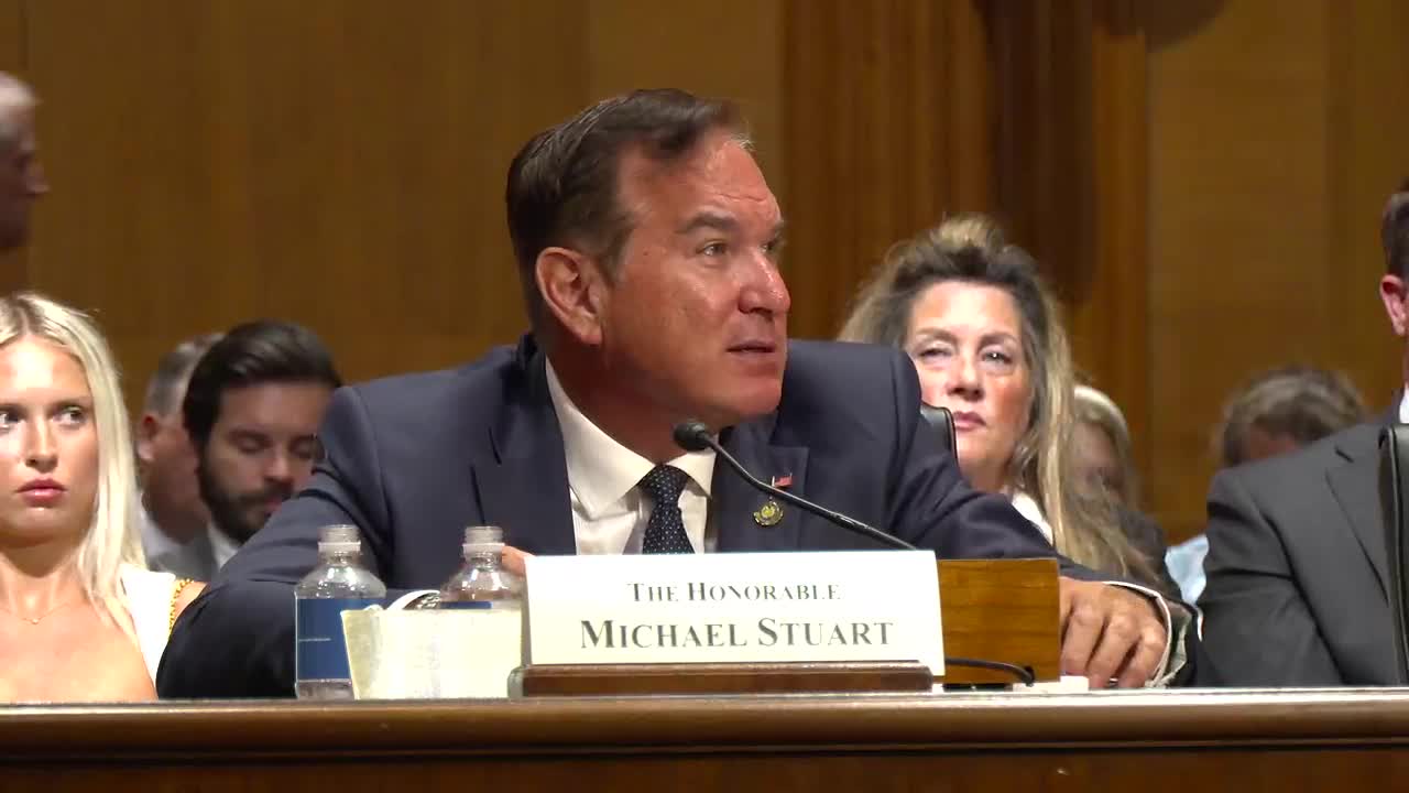Senator Wyden questions HHS nominee on EMTALA amidst healthcare concerns