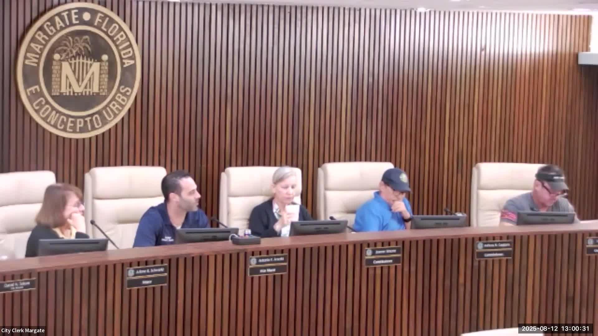 City Manager Discusses Financial Benefits Amid Resignations and Negotiation Tactics
