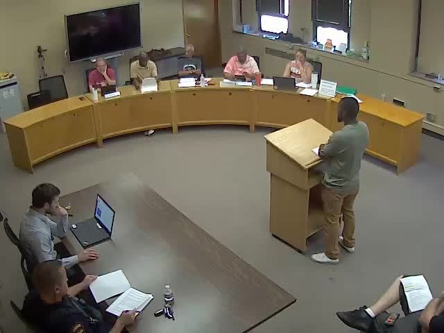 Kenosha City Committee Reviews Bartender License Applications Amid Felony Concerns
