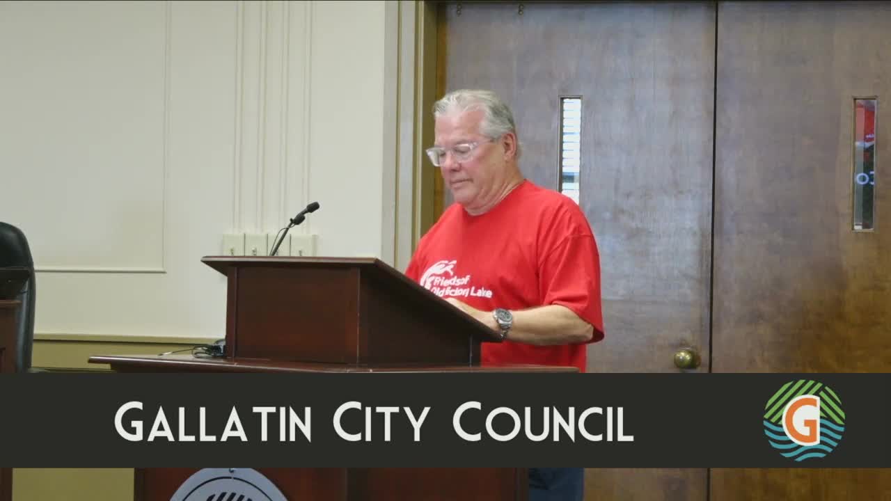 Residents Voice Concerns Over Foxham Harbor Marina Development in Gallatin