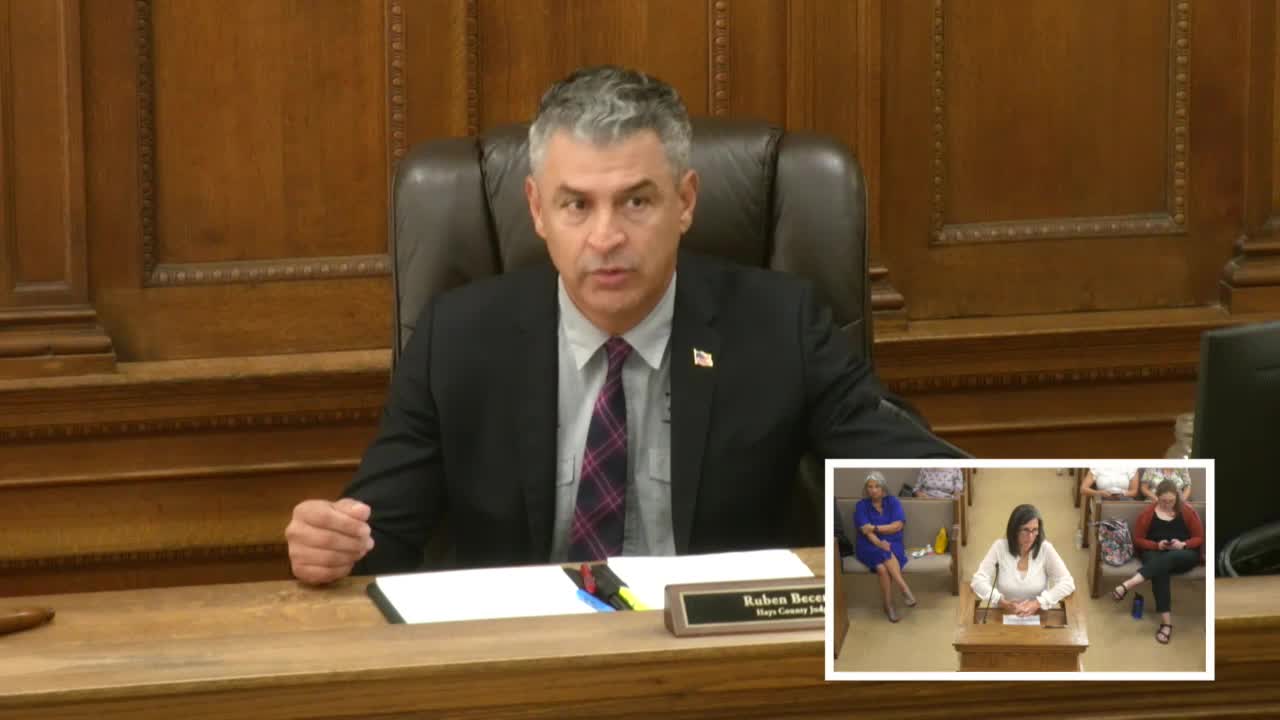Chair Jeff Thompson addresses meeting delays with commissioners and judge