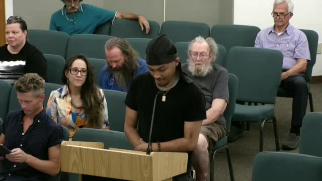 Animal Haven Advocates for Educational Reptile Exhibit in Sedona City Council Meeting