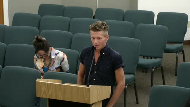 Sedona Council Faces Criticism Over Anti-Panhandling Signs and Ethical Implications