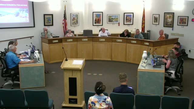 Community Discusses Curb Design and Bike Lane Safety Concerns in Local Meeting