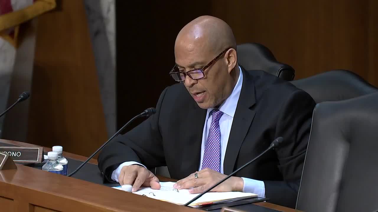 Mr. Davis condemns Democrats as Marxists and advocates against censorship