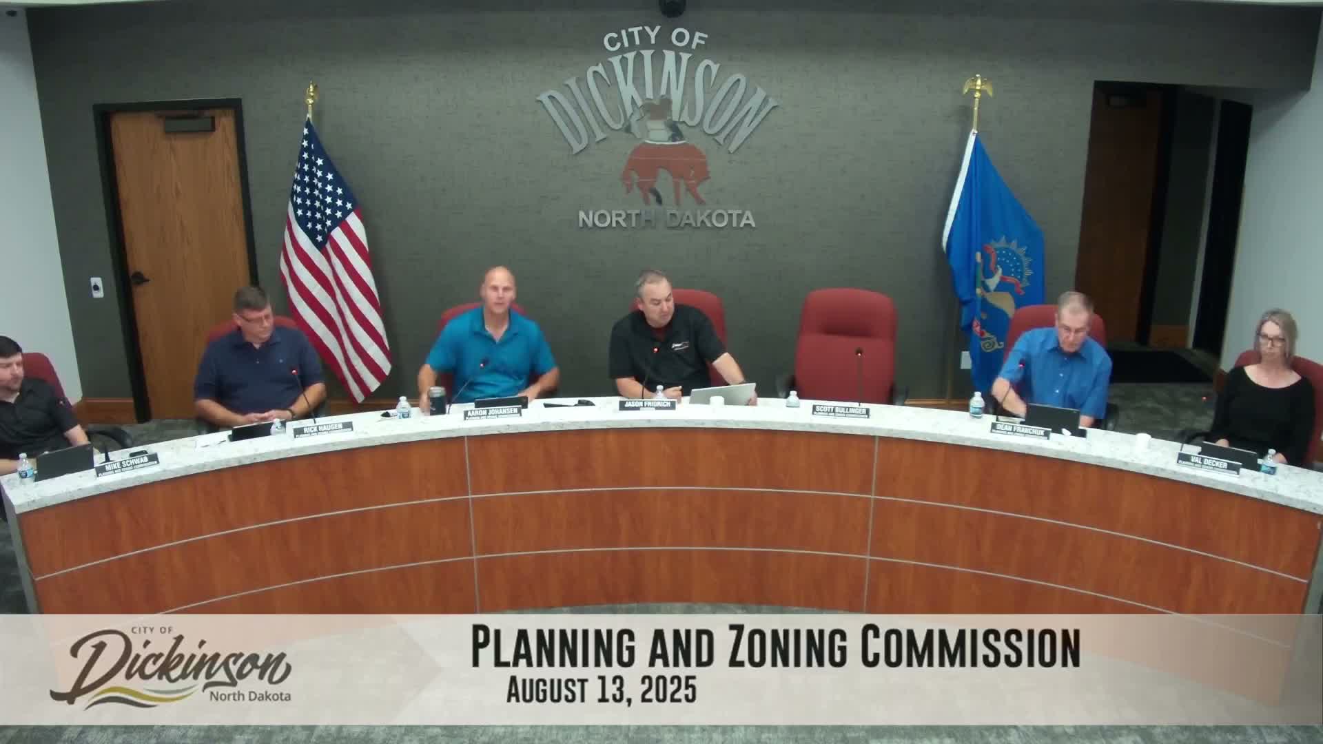 Residents press for enforcement as city staff propose clarifying auto‑repair storage rules