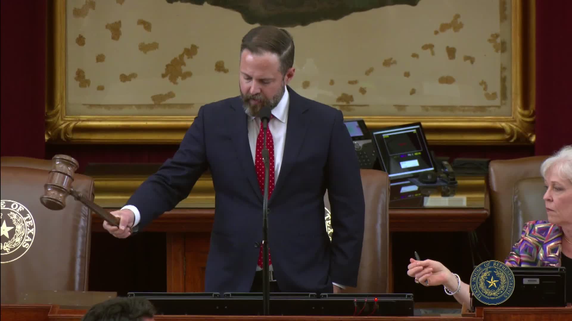 Texas House orders sergeant at arms to retrieve absent members, authorizes warrants