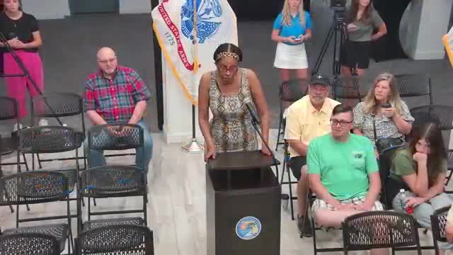 Residents press for playgrounds, completed Hintz Park amenities and longer access to new Mackenzie Park restrooms