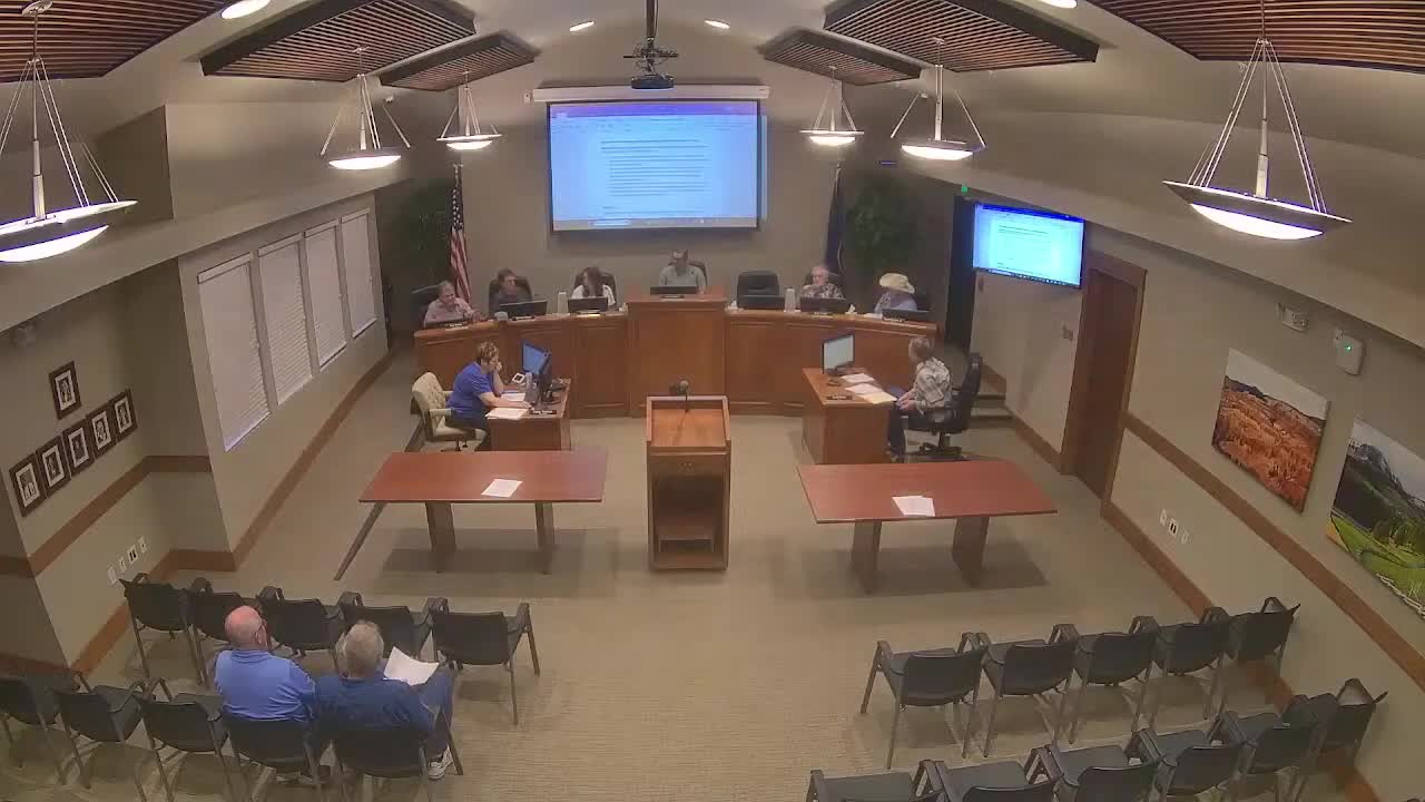 Council discussion seeks clearer rules for fences, zoning after RV-park and Robinson disputes