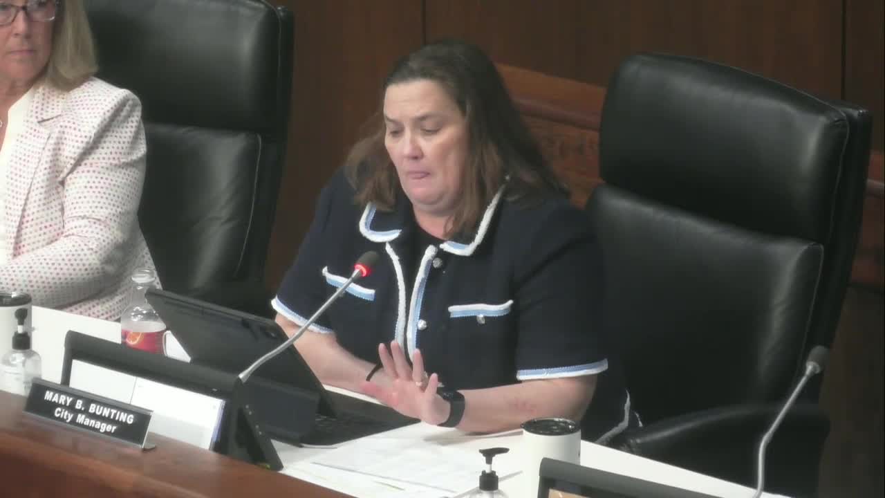 City Manager Applauds Miss Moore's Camp for Youth Career Development