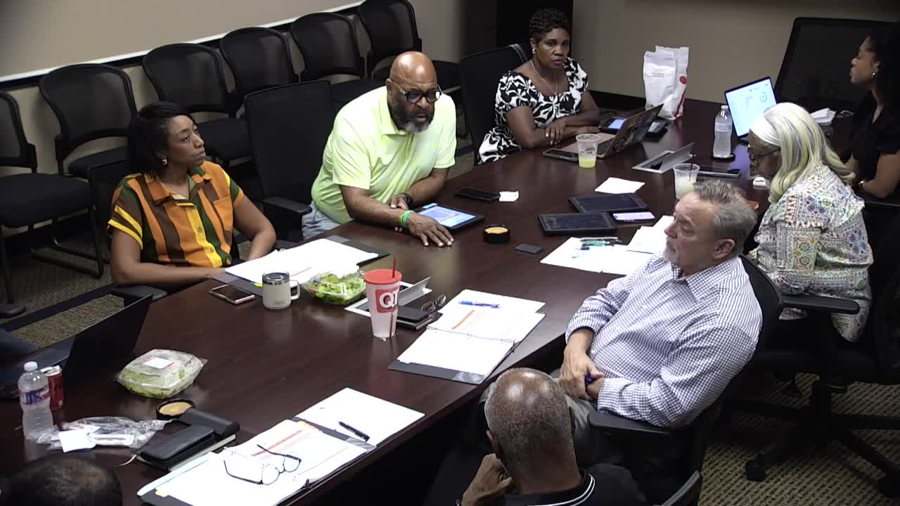 DeSoto Board Discusses Barriers to Economic Development and Community Amenities