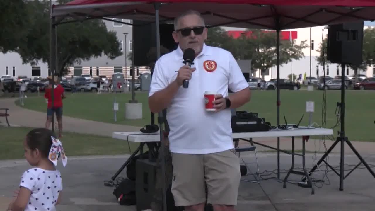 Stafford MSD Hosts Annual Party on the Plaza and Auto Show for School Year Launch
