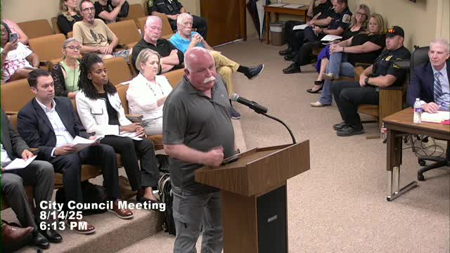 City Council Holds Hearing on Special Use Permit for Westlake Drive Bed and Breakfast