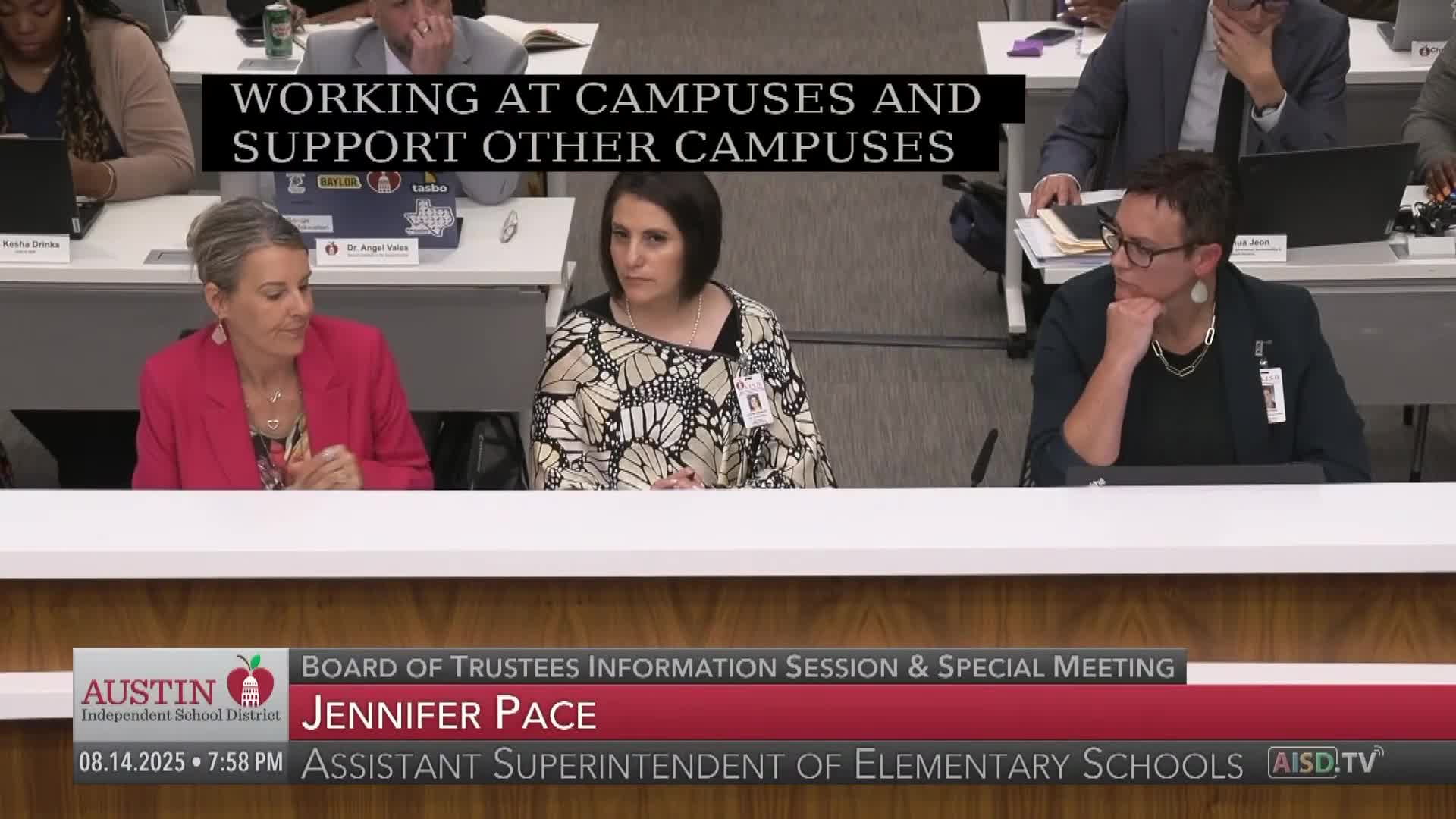 Dallas School District Enhances Collaboration Among Principals to Improve Student Outcomes