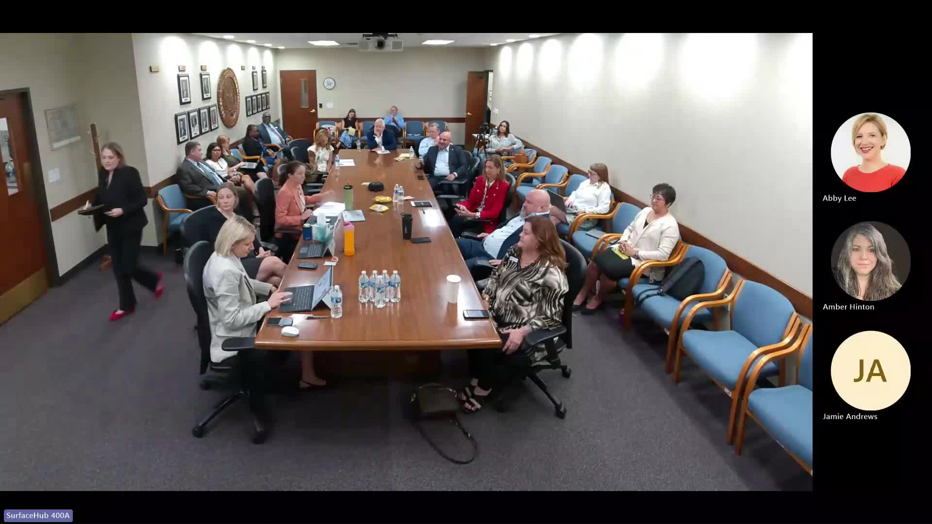 TREC staff outlines implementation steps for recent bills affecting licensees, HOA filings and broker requirements