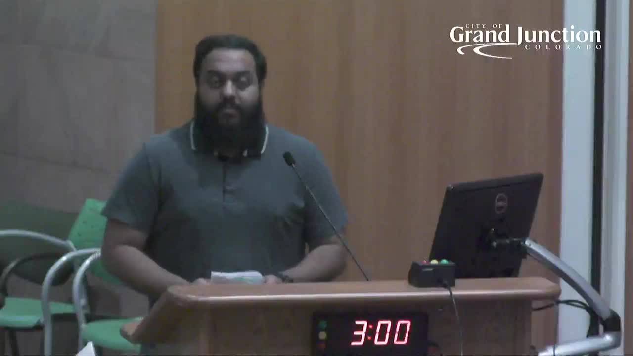 Angry public turns out as Grand Junction council considers reverting Fourth and Fifth Street pilot