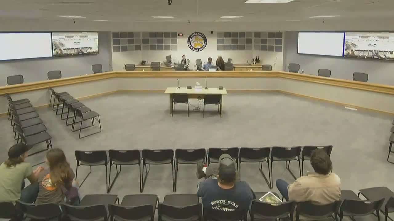 Hearing approves Lipscomb lot-line realignment; officer adds finding on future road plan connection
