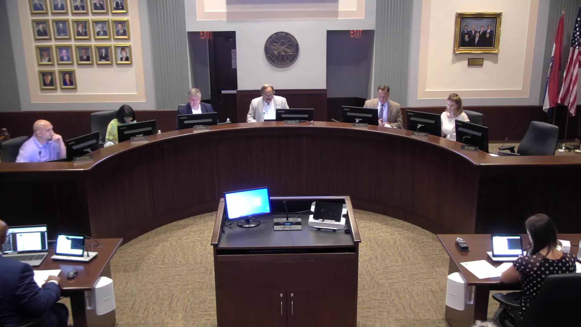 Clay County Commission approves agenda, consent items and prosecutor invoices; Thompson recuses from prosecutor payment