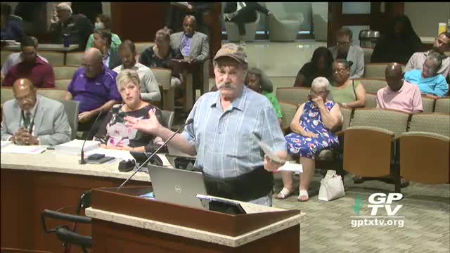 City Council Evaluates Towing Contract Increase Amid Safety and Financial Concerns