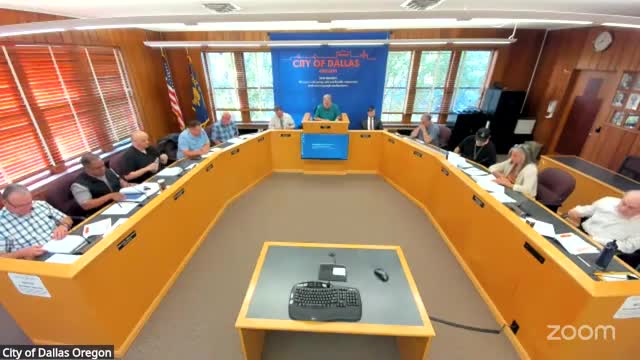 Council holds first reading on code change aligning accessory-structure setbacks with state building code