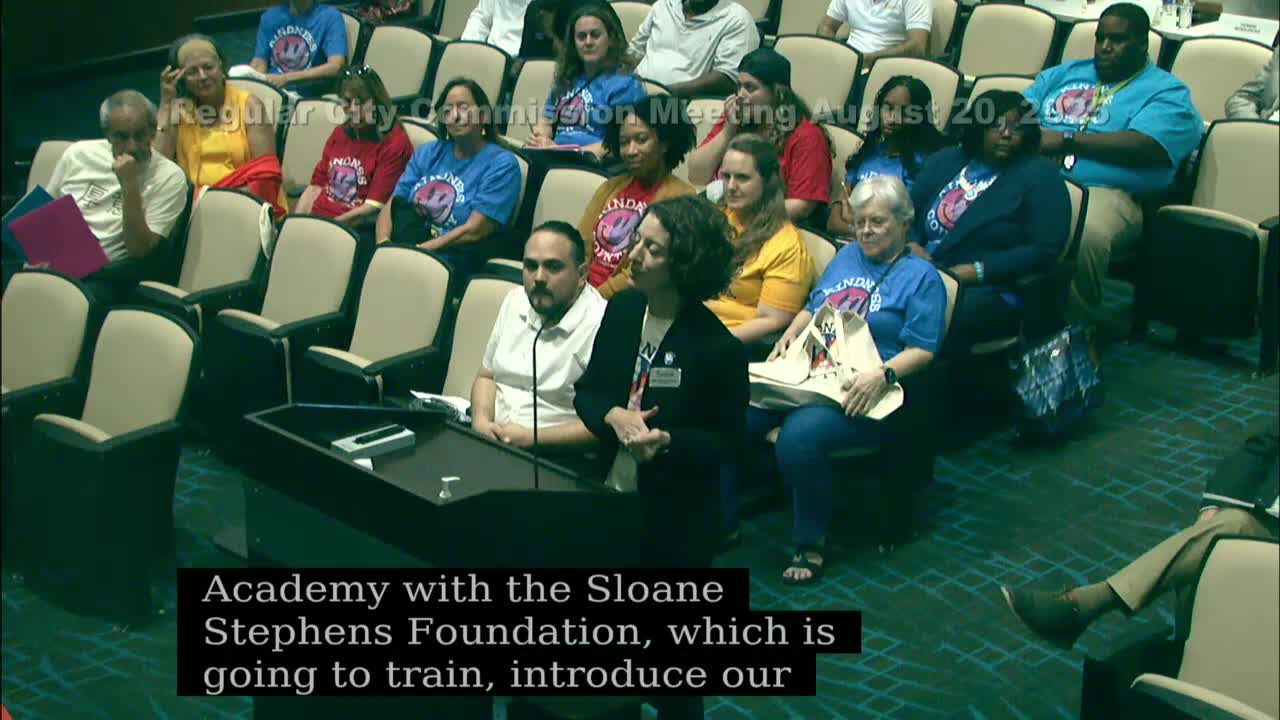 Sloan Stevens honored with Ali Humanitarian Award in Hallandale Beach ceremony