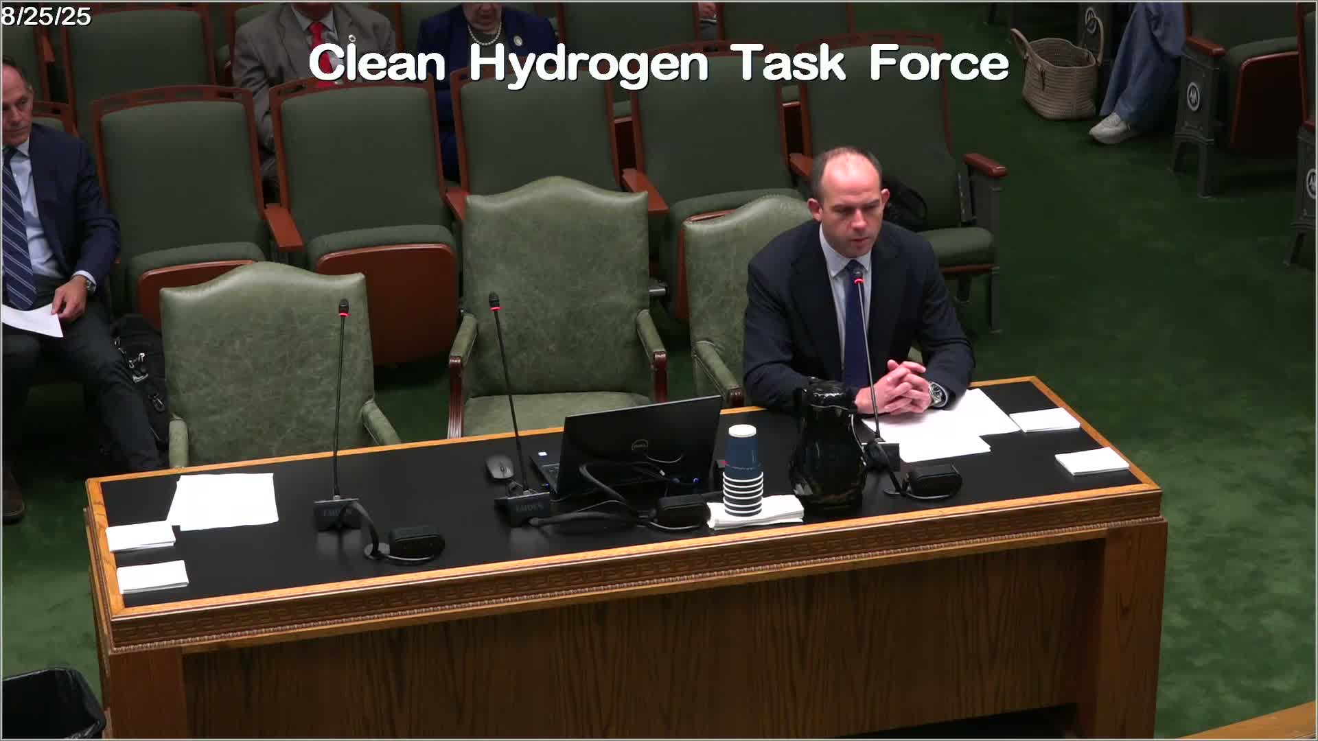 Senator Cassidy builds coalition for hydrogen investment extension in Louisiana