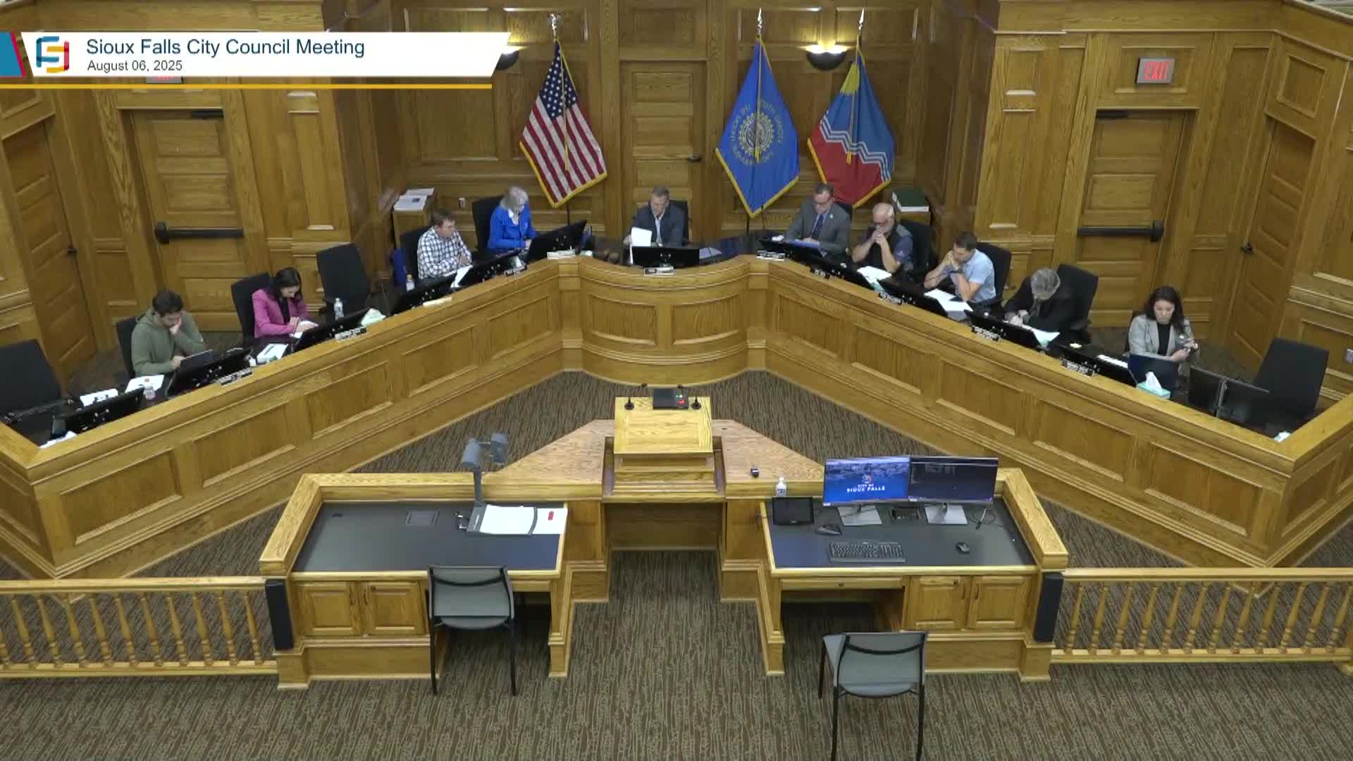 Sioux Falls council pauses vote on five-year ambulance franchise after heated debate