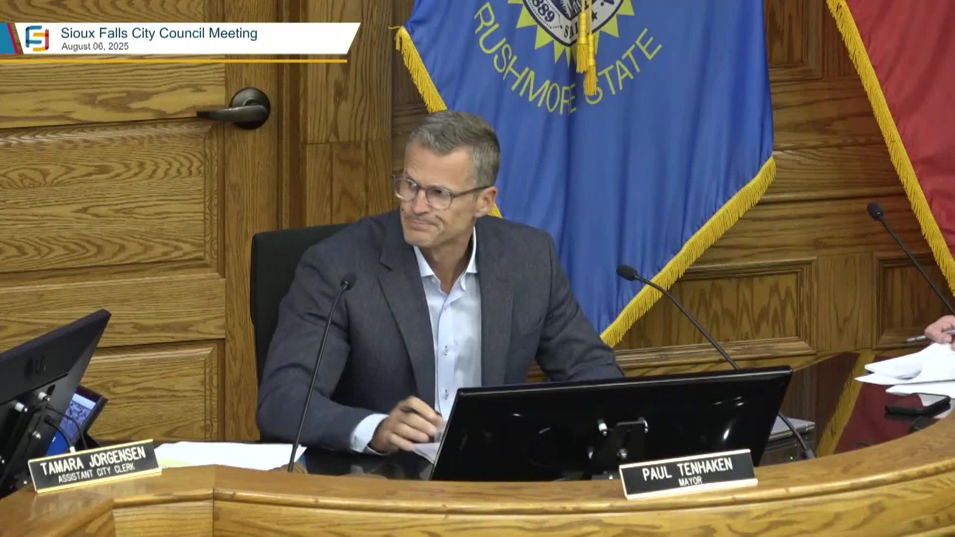 Votes at a glance: Licensing, rezones, easements and planning moves at Sioux Falls council meeting