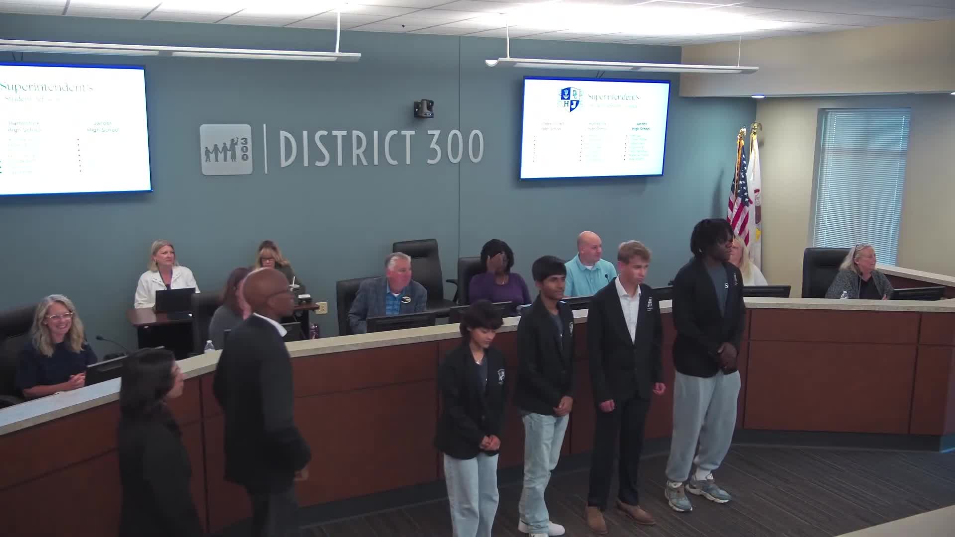 School Superintendent Smith Introduces Jacobs High School Student Leadership Team