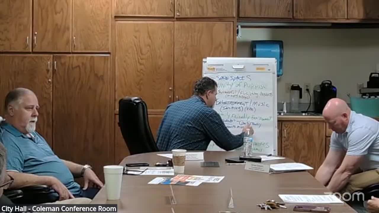 Vice Mayor Proposes Downtown Incentives to Boost Business Hours and Facade Uniformity