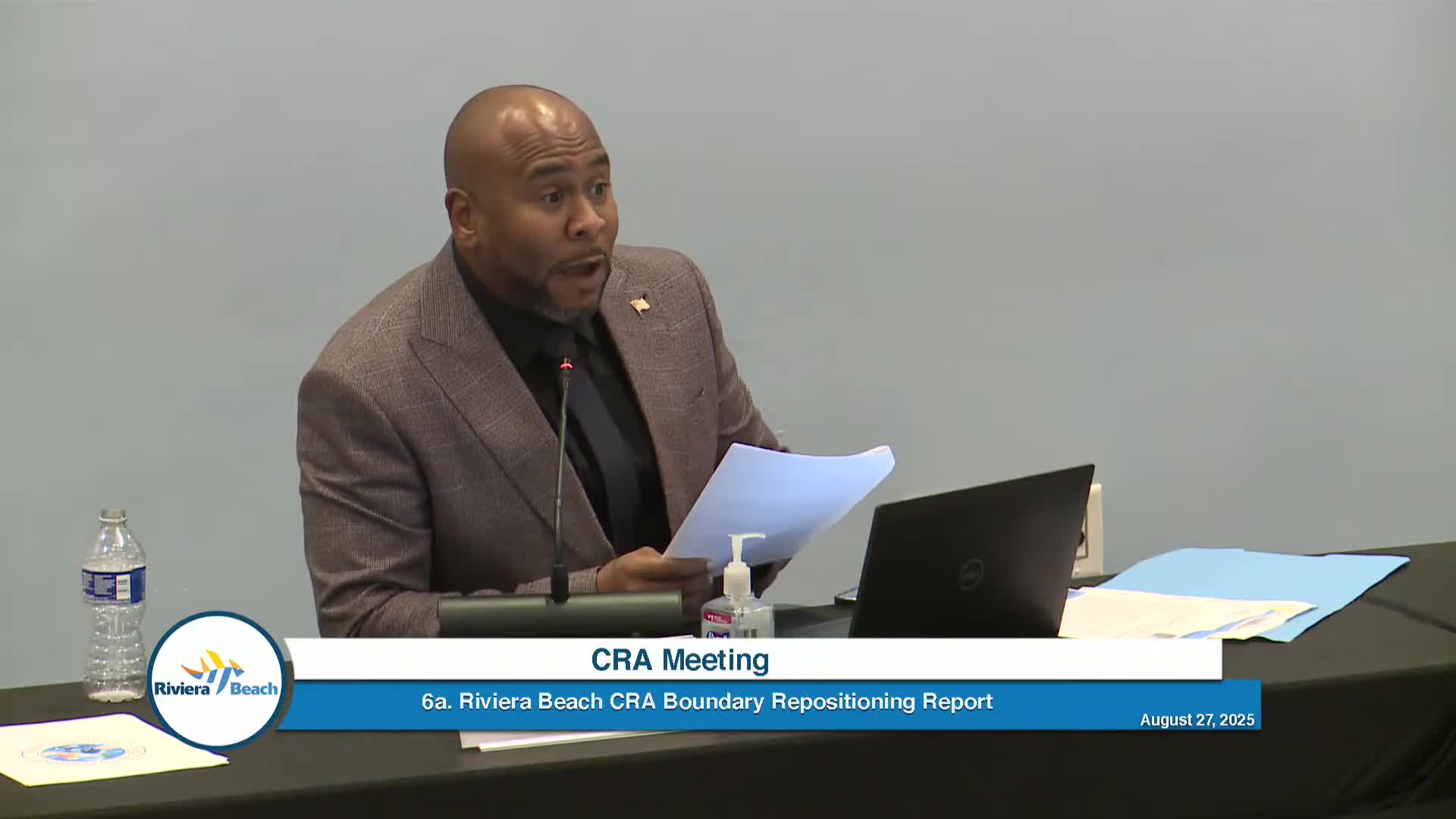 Mayor Addresses Community Concerns During Riviera Beach CRA Meeting